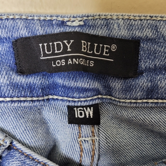 Judy Blue Jeans High Rise Tummy Control Straight Leg Size 16W - Picture 9 of 12